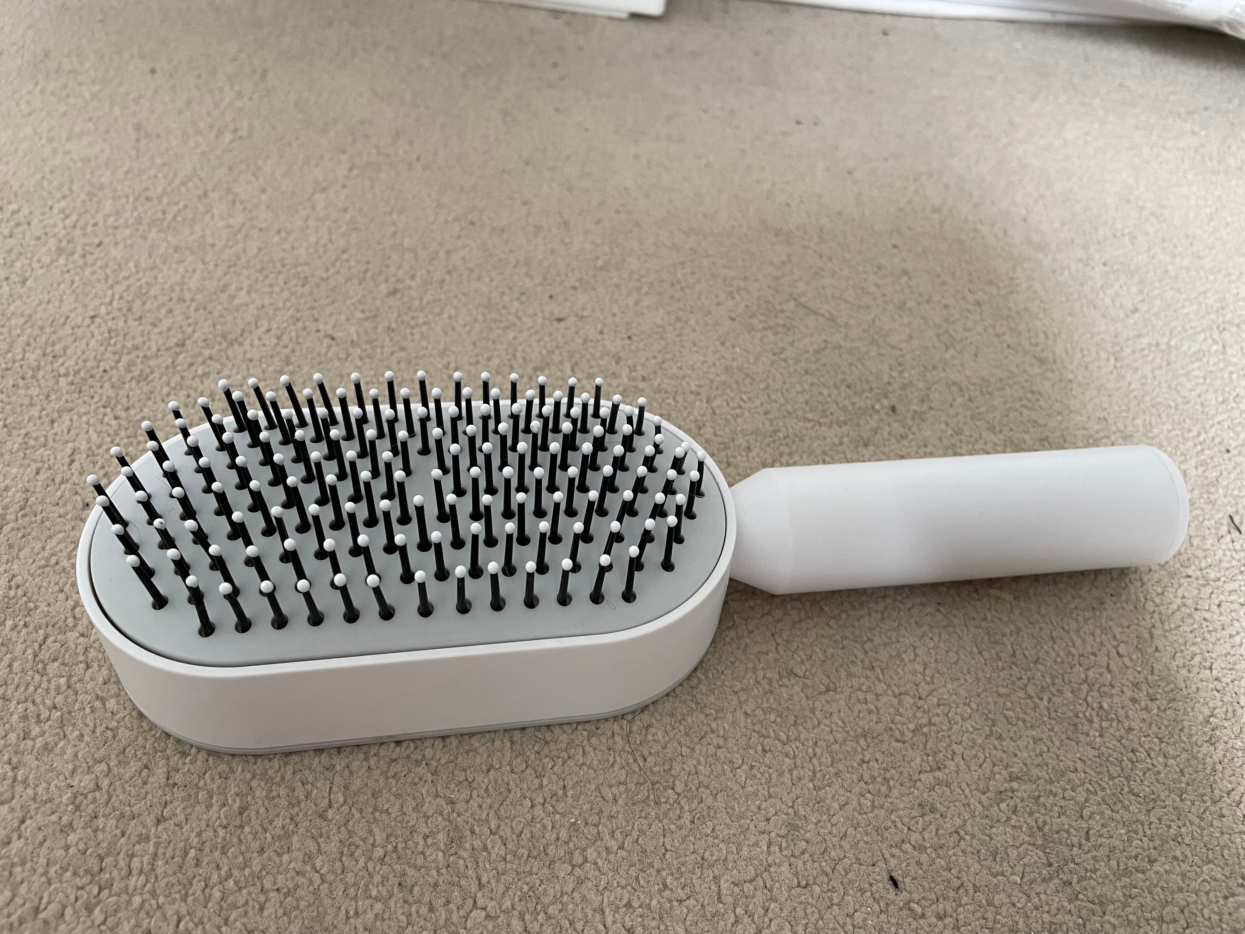 Self Cleaning Hair Brush