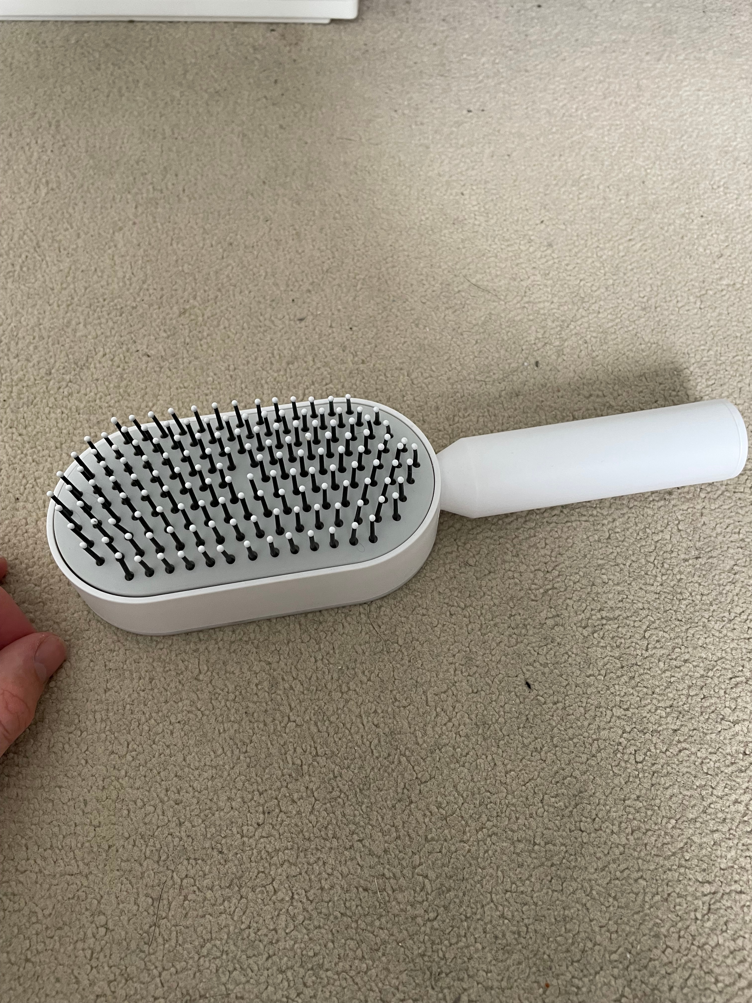 Self Cleaning Hair Brush