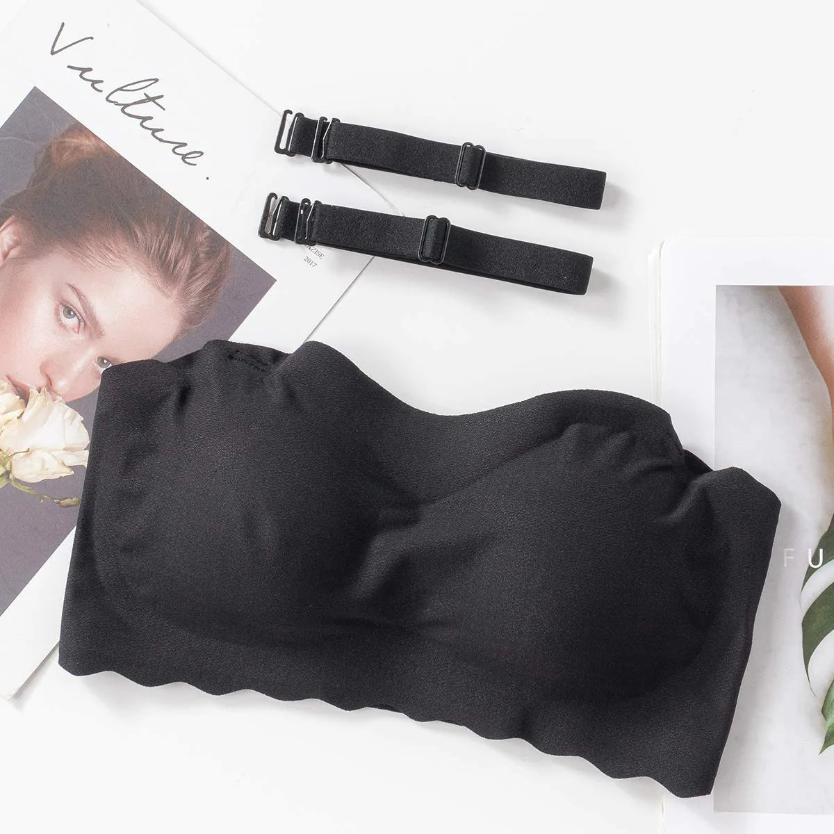 FBL Plus Size Strapless Invisible Push Up Bra(BUY 1 GET 1 FREE)2PCS Black
