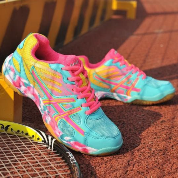 Womens SwiftCourt Tennis Shoes