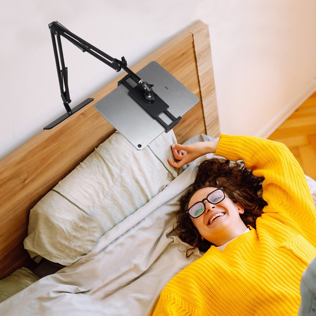 Hidden Bedside Phone Tablet Holder Retractable Lulunami